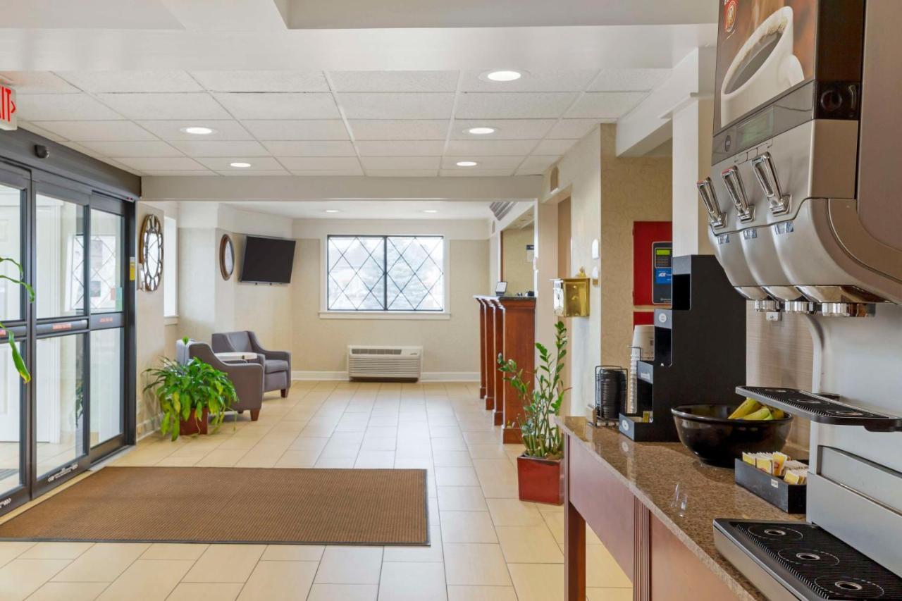 Best Western Plus The Inn At Sharon/Foxboro Экстерьер фото
