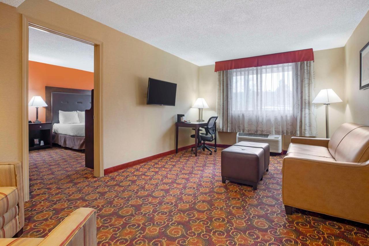 Best Western Plus The Inn At Sharon/Foxboro Экстерьер фото