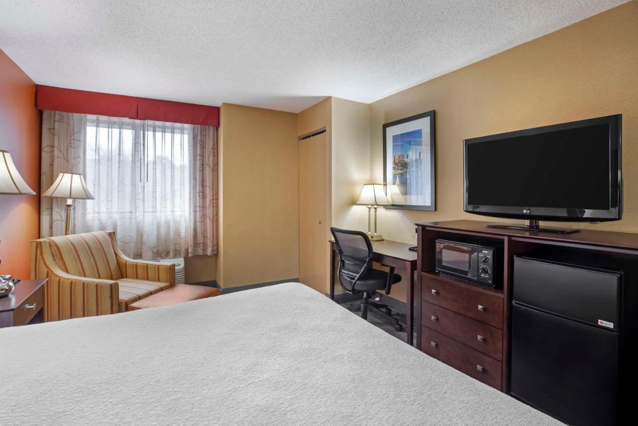 Best Western Plus The Inn At Sharon/Foxboro Экстерьер фото