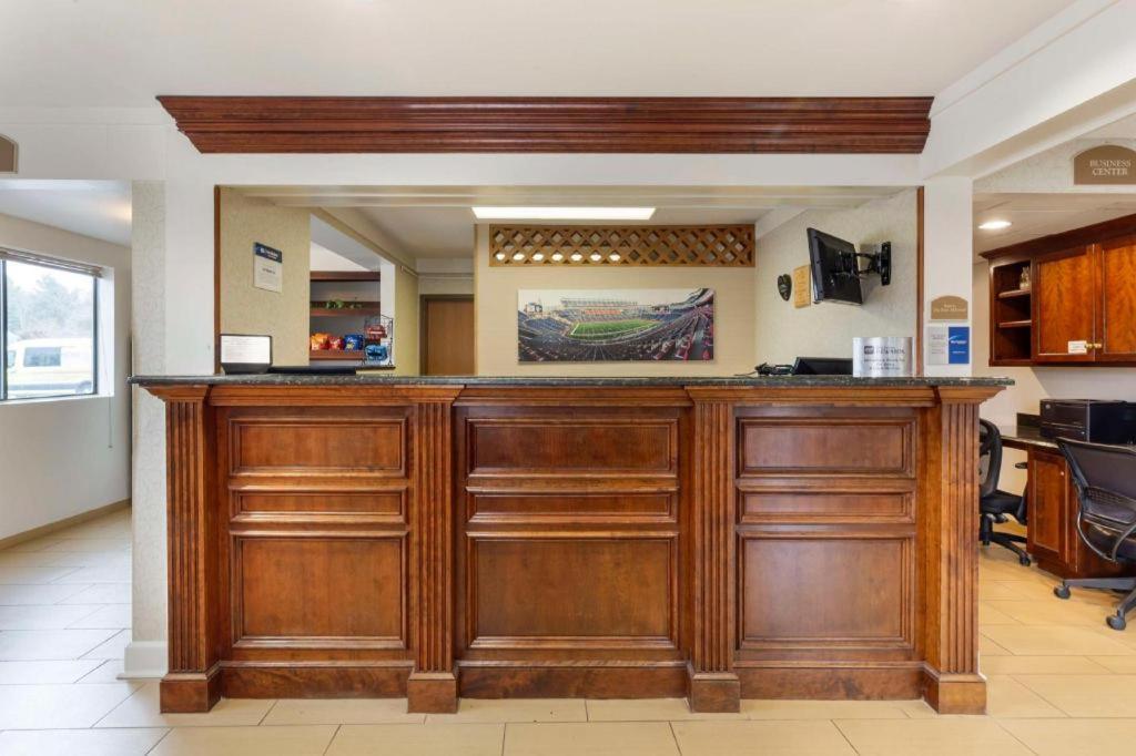 Best Western Plus The Inn At Sharon/Foxboro Экстерьер фото